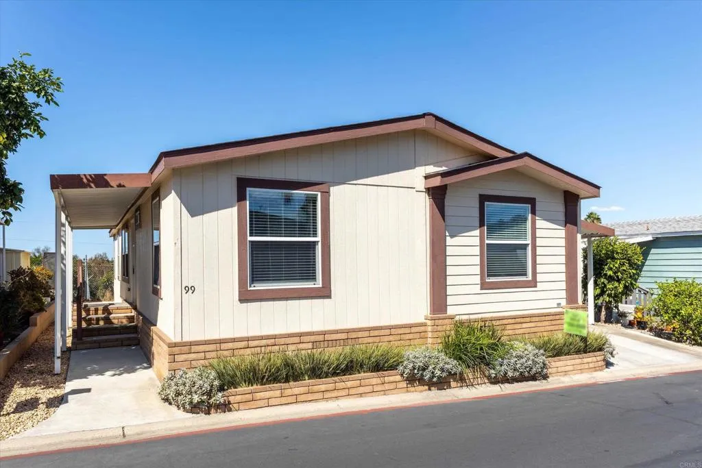 https://cdn.realtyfeed.com/cdn/127/307094674/106a1b6cbf252c8224fe99931d6f9adf.webp