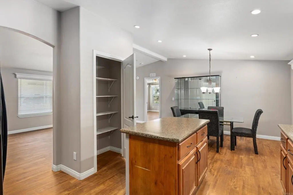 https://cdn.realtyfeed.com/cdn/127/307094674/1e0e19d26f05c80d05dd3850230065dd.webp