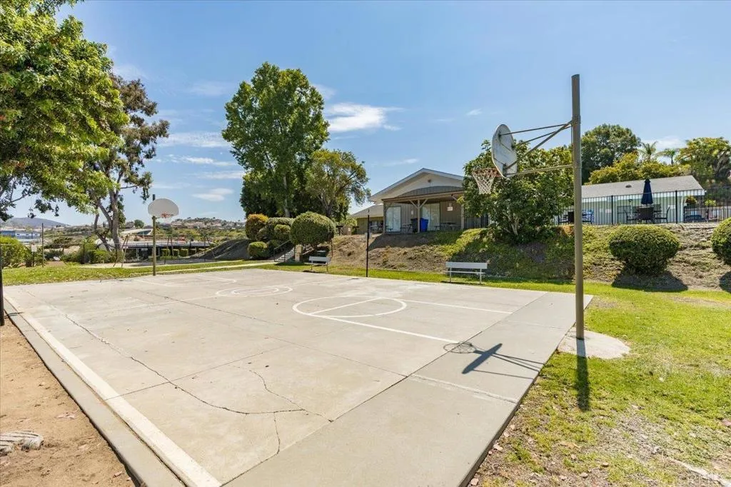 https://cdn.realtyfeed.com/cdn/127/307094674/75dfc8551b234f9833738489e8a901cf.webp