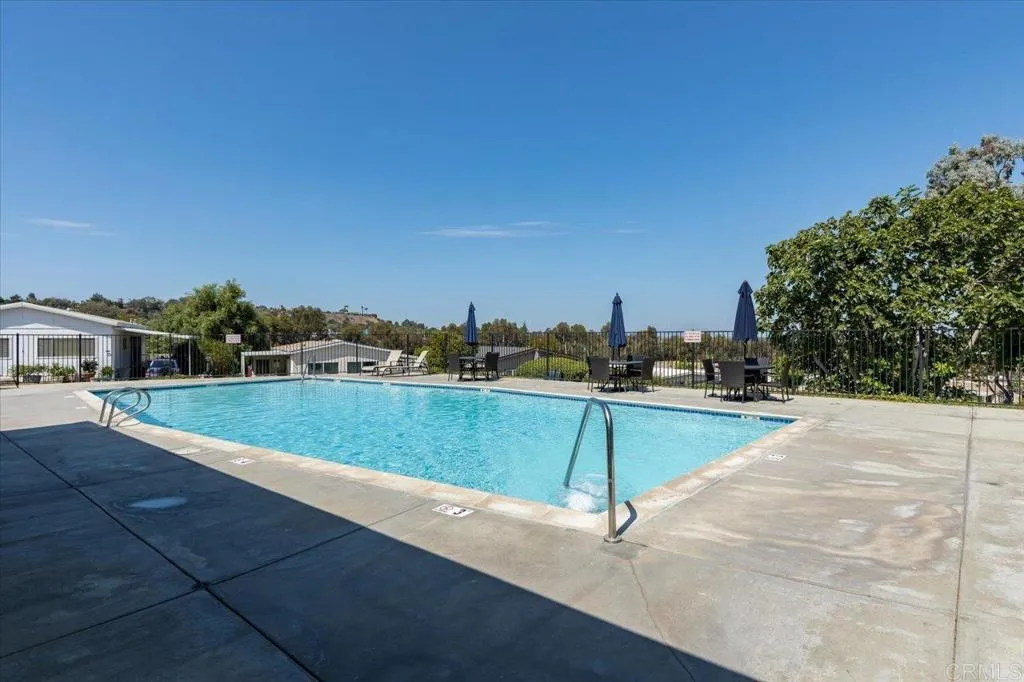 https://cdn.realtyfeed.com/cdn/127/307094674/d41f6b14f07dfb89838483c6f083a715.webp