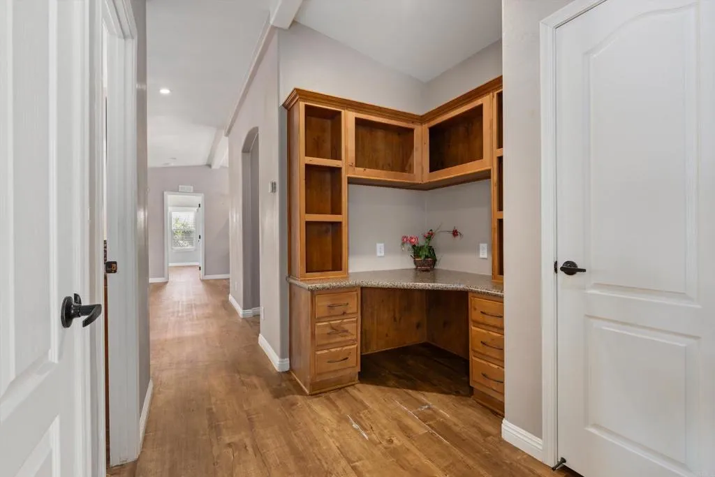 https://cdn.realtyfeed.com/cdn/127/307094674/efa79884731d7cb82b618e98ed78e98b.webp