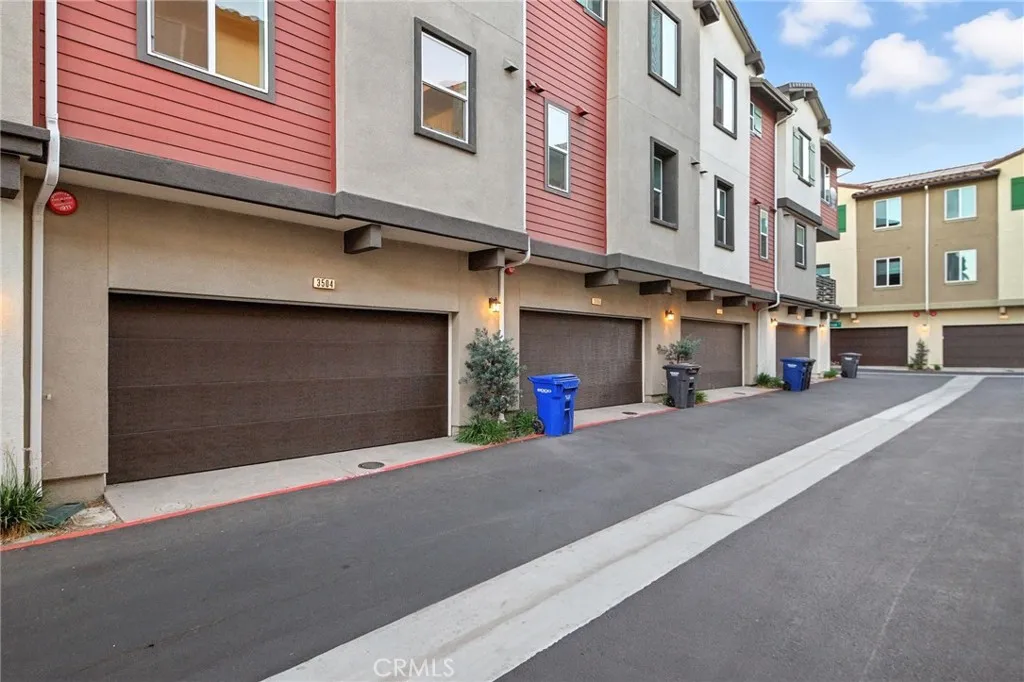 https://cdn.realtyfeed.com/cdn/127/307094751/52962f7d36b747529b22bf22ed920c2b.webp