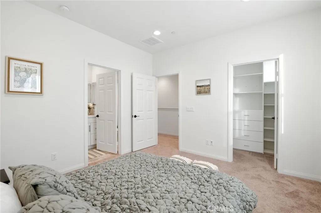 https://cdn.realtyfeed.com/cdn/127/307094751/e4b3bbca6a07dc4d36da834c0e73c80b.webp