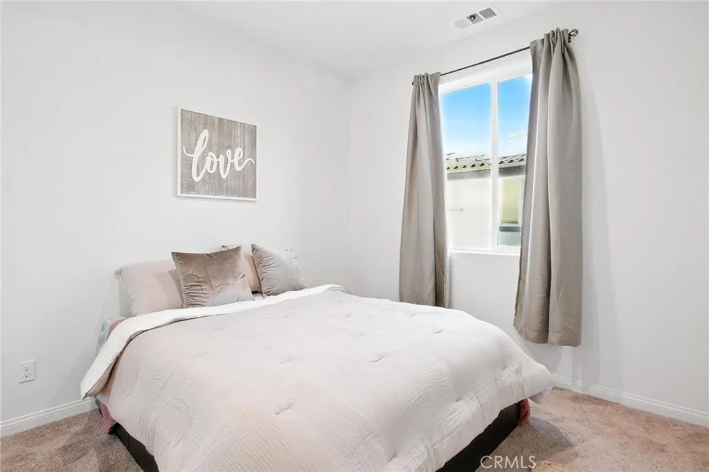 https://cdn.realtyfeed.com/cdn/127/307094751/fe890c57051c970ceffb8ffea9e76bfa.webp