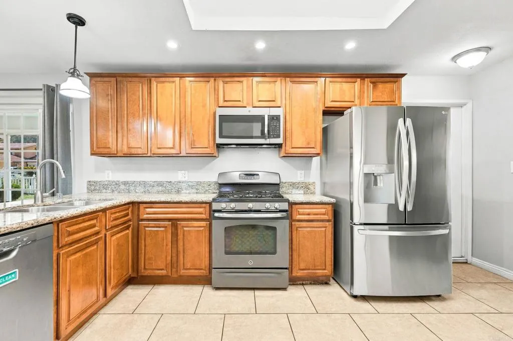 https://cdn.realtyfeed.com/cdn/127/307094774/0f4ad1b943f83b7849f1ded79366a3d5.webp