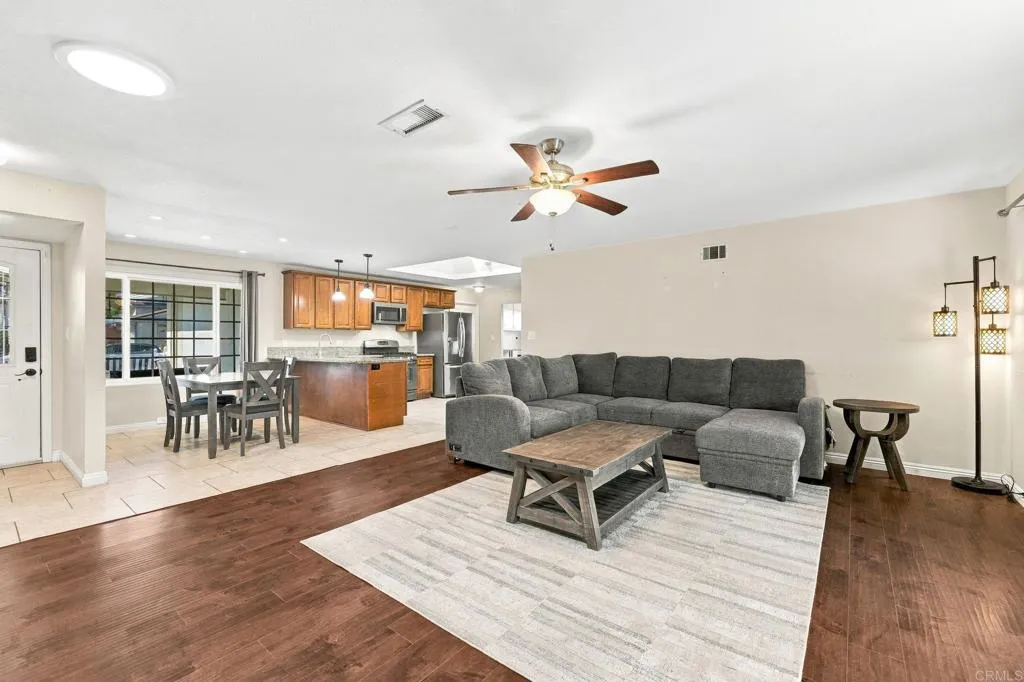https://cdn.realtyfeed.com/cdn/127/307094774/40066565034dd4886154e30e928eca0c.webp