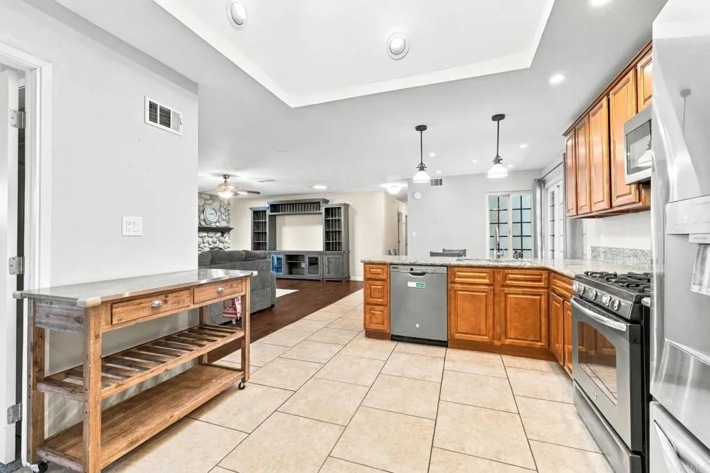 https://cdn.realtyfeed.com/cdn/127/307094774/4541dcc40d06fcafdf8481926600e33e.webp
