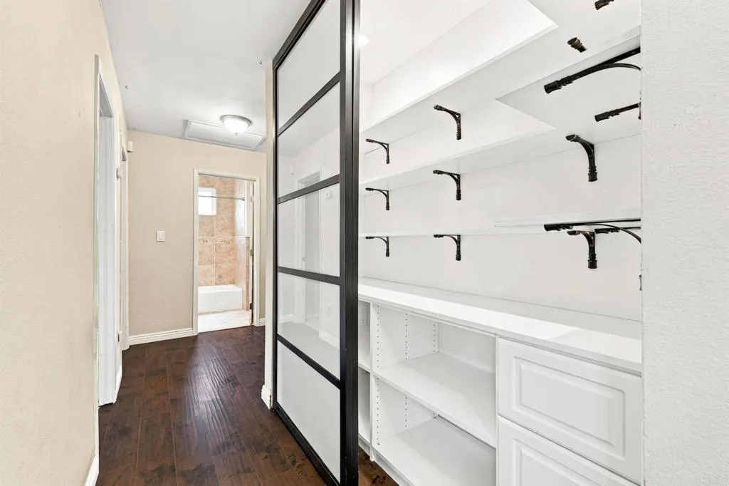 https://cdn.realtyfeed.com/cdn/127/307094774/458bcfa7e0d293cda8cbf8a6a93dccf6.webp
