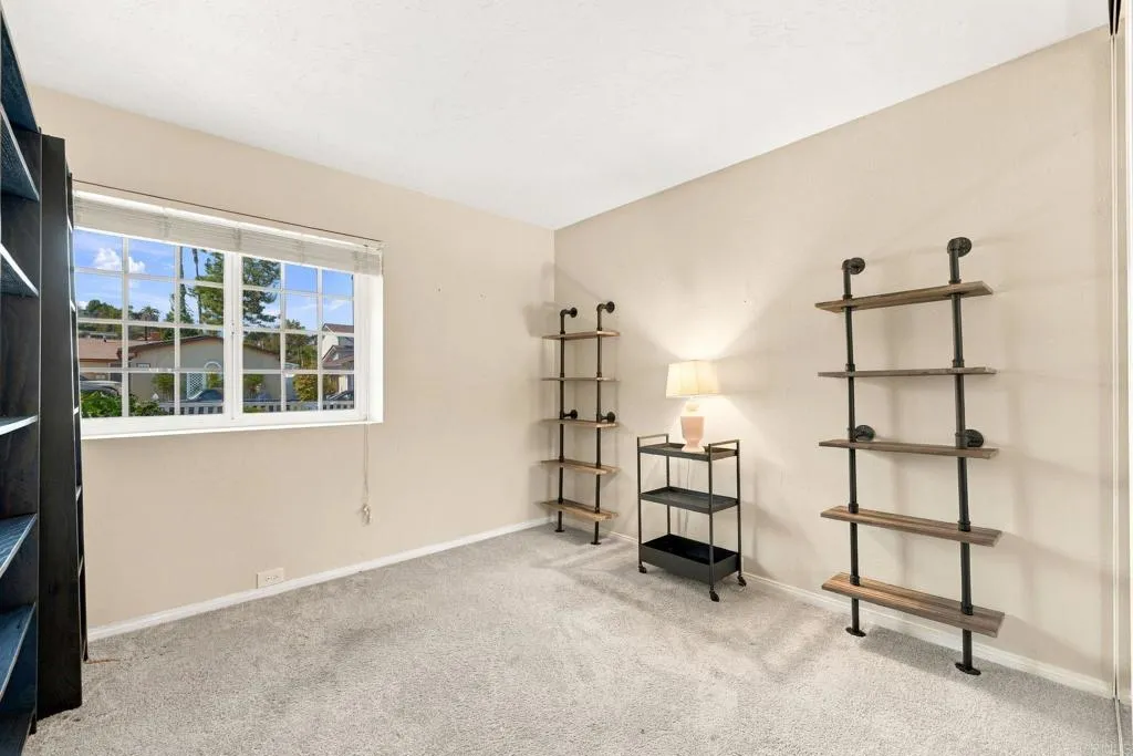 https://cdn.realtyfeed.com/cdn/127/307094774/65eda56fd9f1e3a82b36267d8b153112.webp