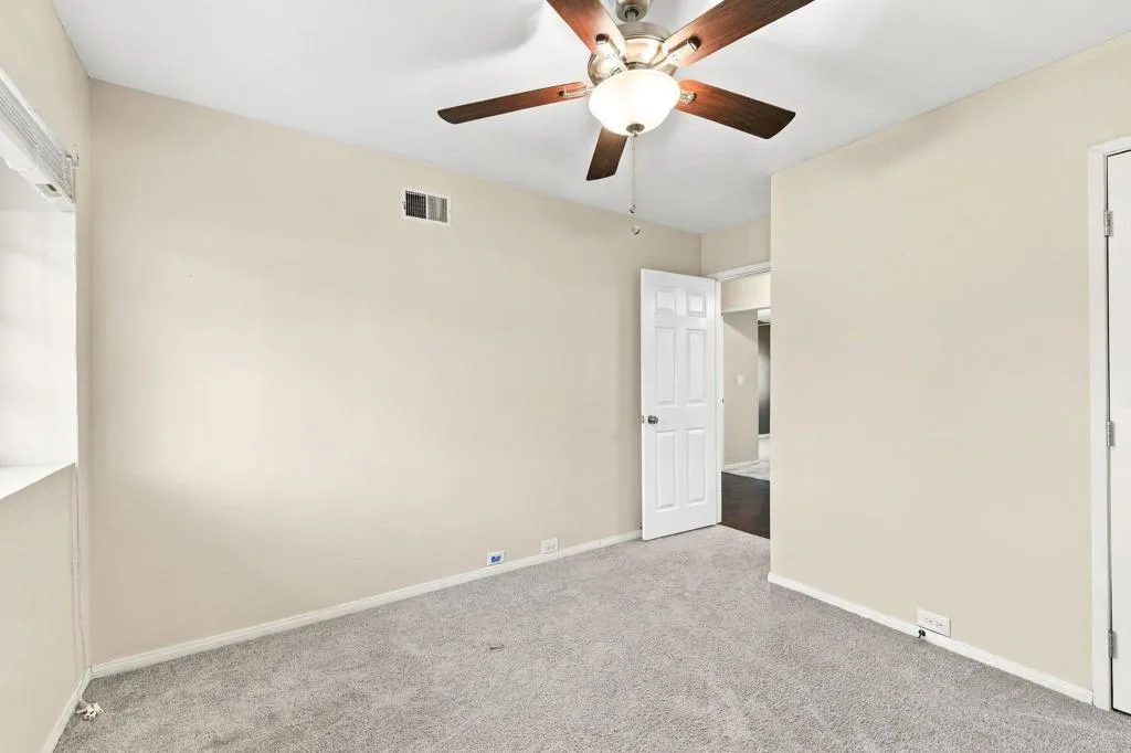 https://cdn.realtyfeed.com/cdn/127/307094774/874db2573e3af520f8538037ed8abe5c.webp