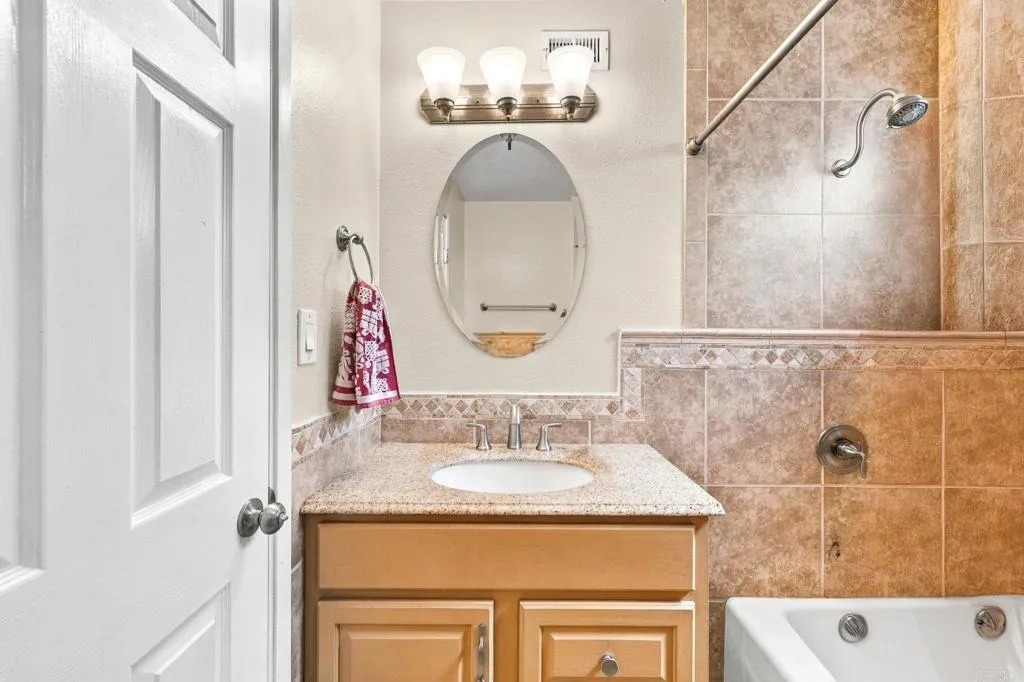 https://cdn.realtyfeed.com/cdn/127/307094774/9a5bd9c89d0f6b9c0af0cefd755e73bf.webp