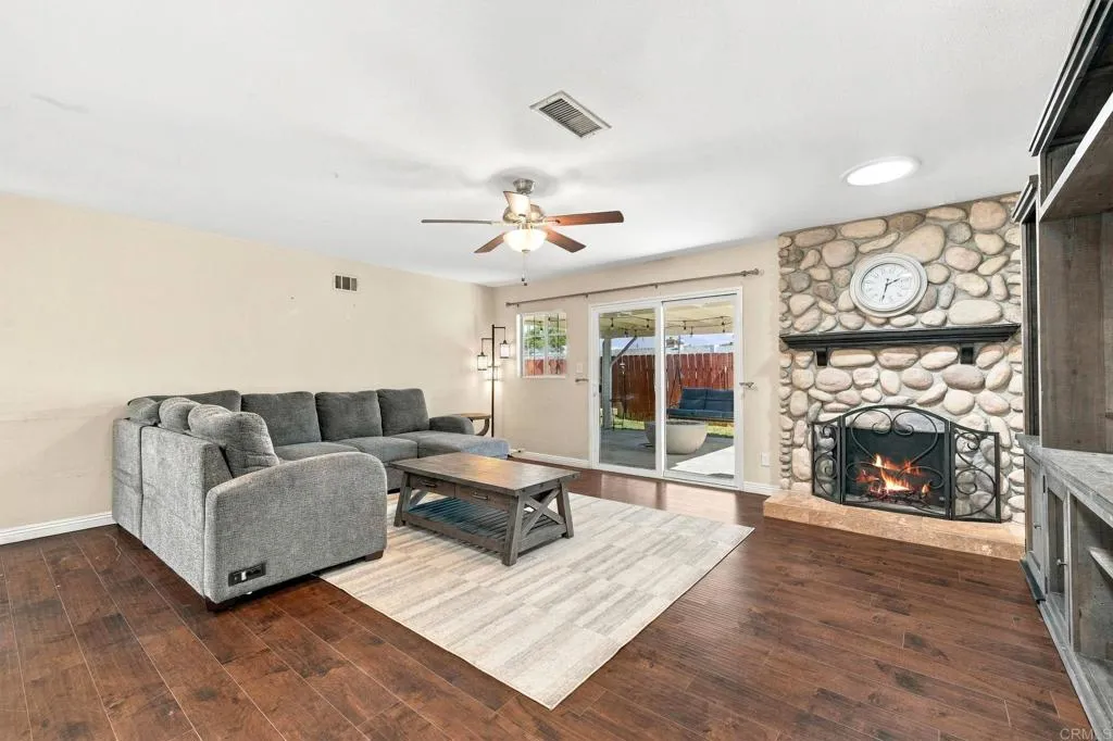 https://cdn.realtyfeed.com/cdn/127/307094774/a786f85e11e4cf58fbfcbe4463ac3ca0.webp