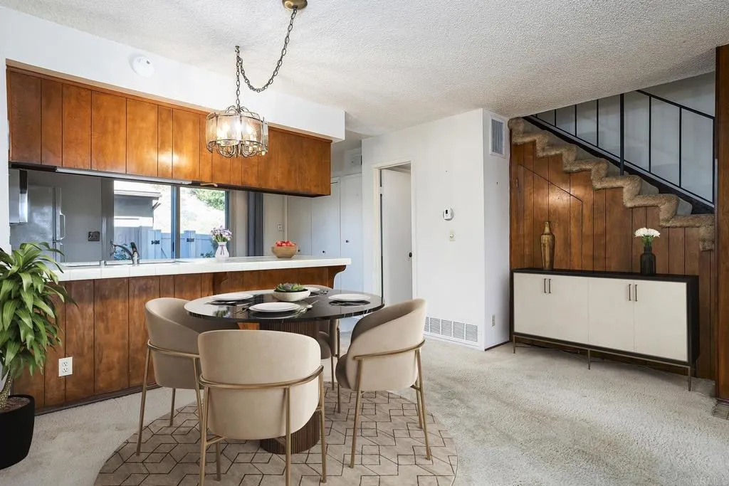 https://cdn.realtyfeed.com/cdn/127/307094838/7744895af44a5bbd04cdf41441b0d6a4.webp