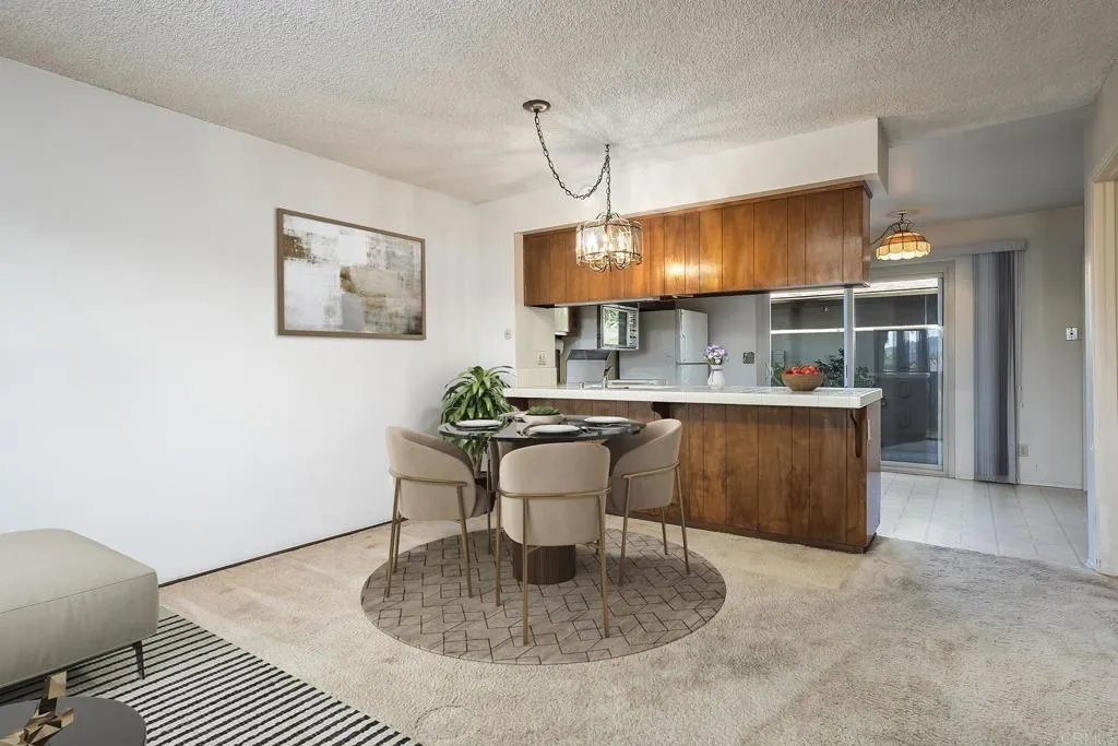 https://cdn.realtyfeed.com/cdn/127/307094838/da38d4c95d1c4640d04d380790e047a8.webp
