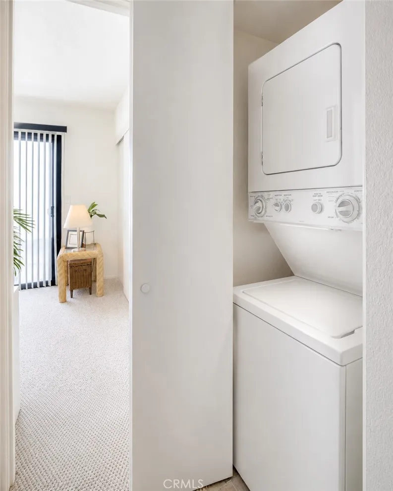 https://cdn.realtyfeed.com/cdn/127/307094843/713ba1656a79004795d37db96d27c054.webp