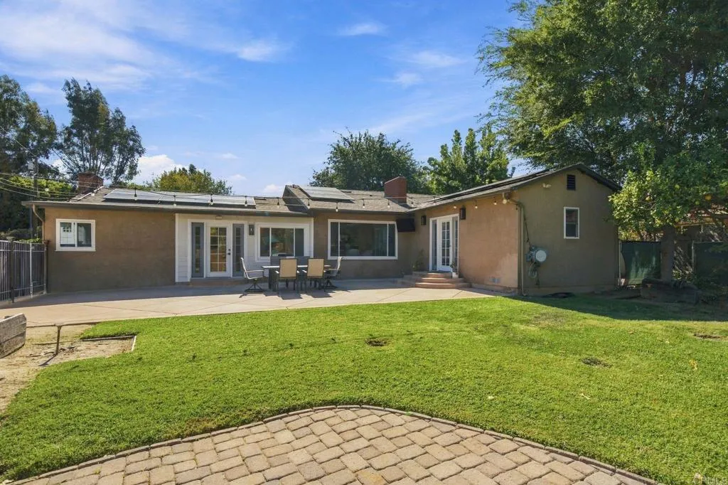 https://cdn.realtyfeed.com/cdn/127/307094946/34f159dd84e144172a4a4b7e9fe380ed.webp