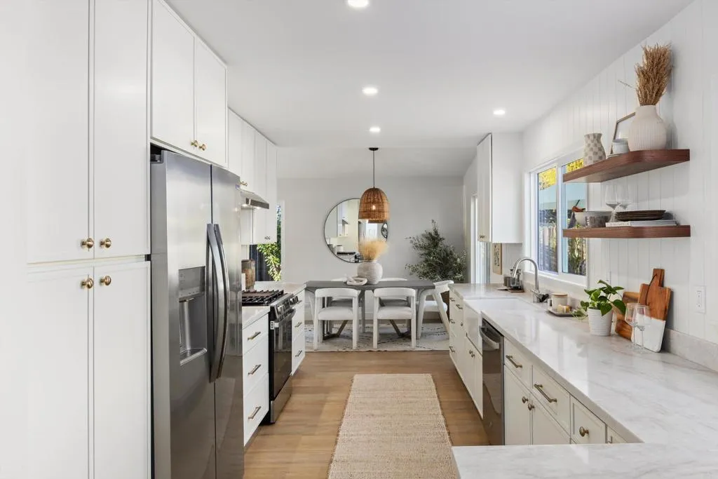 https://cdn.realtyfeed.com/cdn/127/307095038/4cb8500fd568c6a40423f2c8fadfbcbd.webp