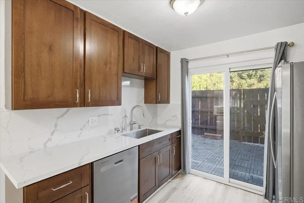 https://cdn.realtyfeed.com/cdn/127/307095042/4937fdc0e568f43dacedb2ec53fc6f2d.webp