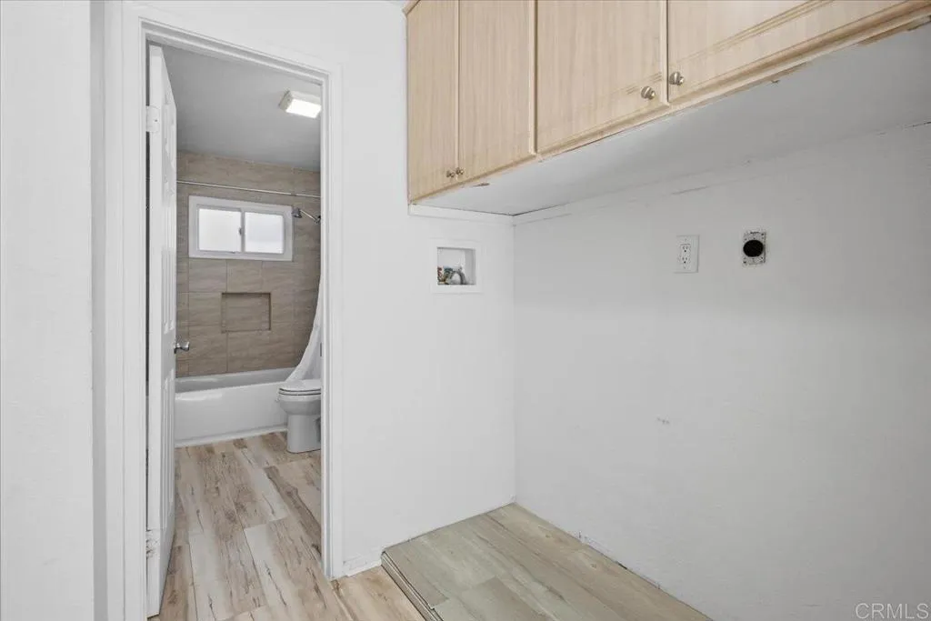 https://cdn.realtyfeed.com/cdn/127/307095042/a00a8ae2c9c5b28815ef6977452d3173.webp