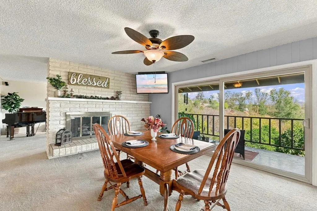 https://cdn.realtyfeed.com/cdn/127/307095084/b425087f279c9c58e72379503bbb2256.webp