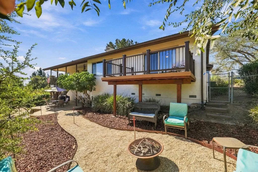 https://cdn.realtyfeed.com/cdn/127/307095084/d2f3a77541eb7581171c0f3225ac7b47.webp
