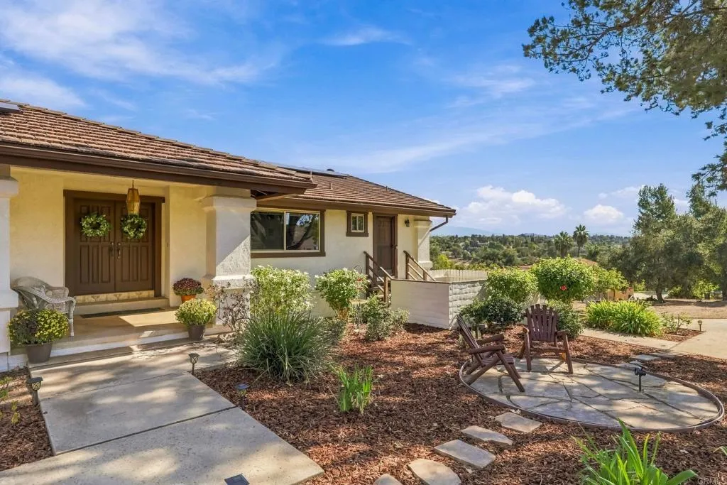 https://cdn.realtyfeed.com/cdn/127/307095084/f39cbdfeaa0491a53441eeb69f4c4e37.webp