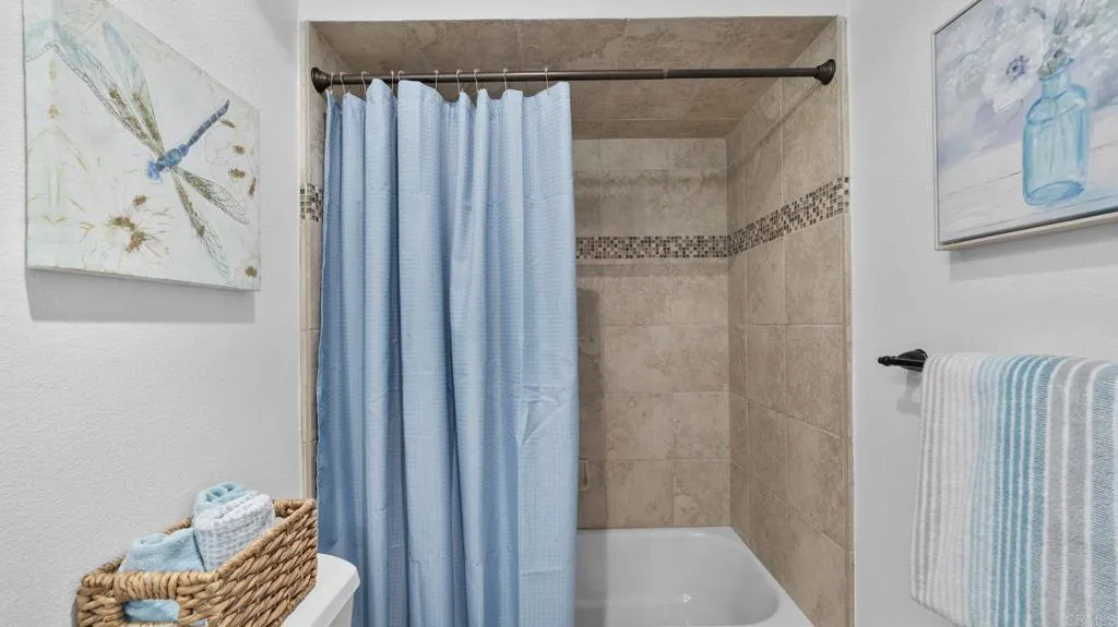 https://cdn.realtyfeed.com/cdn/127/307095104/2a24fc6b7c56b45b3fd0521279f9ac7a.webp
