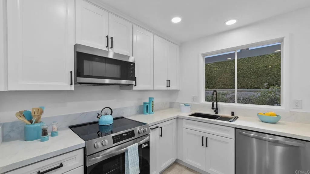 https://cdn.realtyfeed.com/cdn/127/307095104/5a6e961d068d1f1057b9b5dfd0da72a0.webp