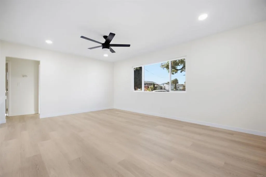 https://cdn.realtyfeed.com/cdn/127/307095107/3a25321ac10fd4d5092cc3a699769958.webp