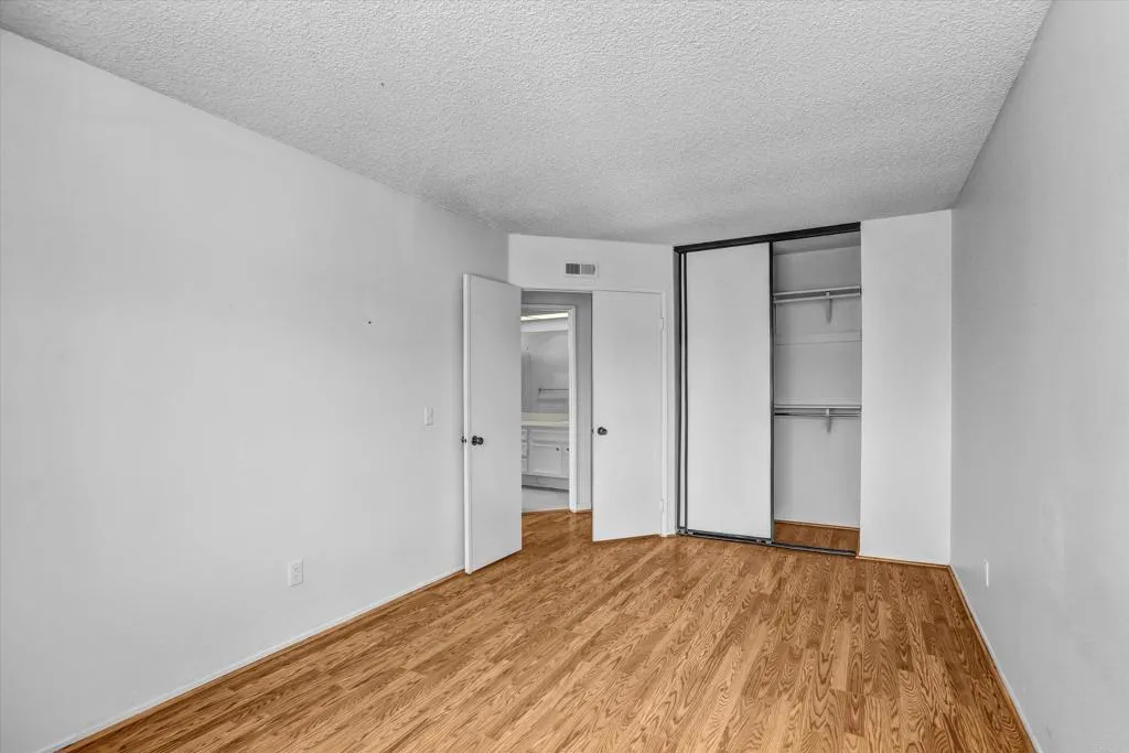 https://cdn.realtyfeed.com/cdn/127/307095122/097941b70b04be0a1fe64137f561755f.webp