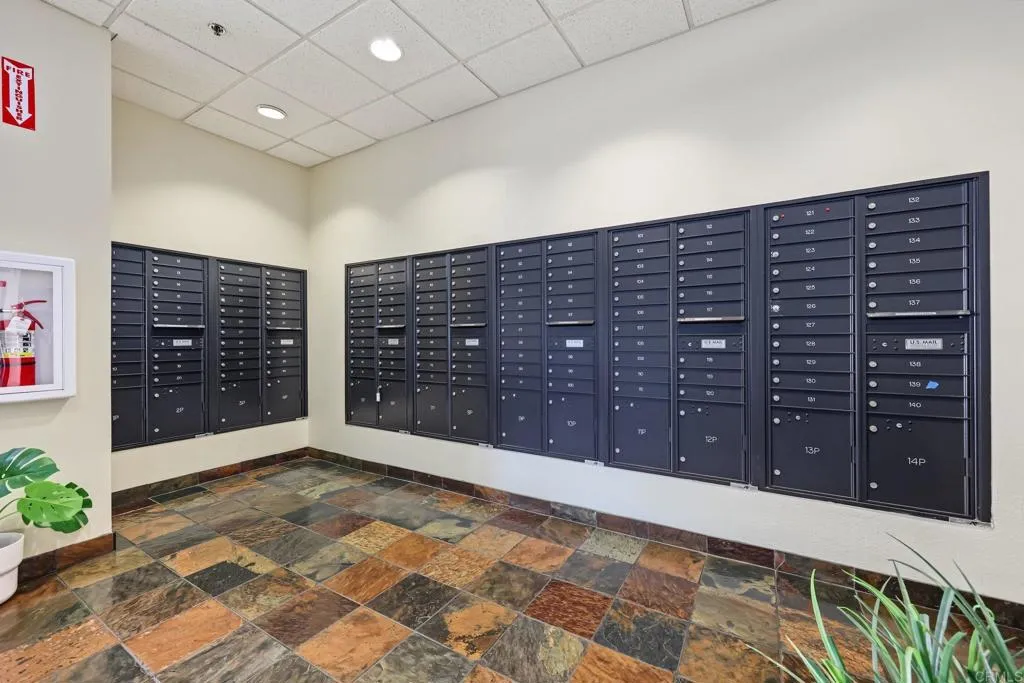 https://cdn.realtyfeed.com/cdn/127/307095131/c12e6ff0dbe5602d08c16a8600d00982.webp
