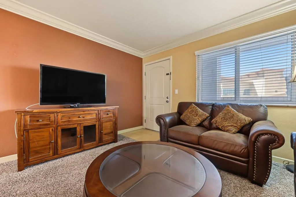 https://cdn.realtyfeed.com/cdn/127/307095131/d4882d0484ee53d8fc21508ea3e4058d.webp