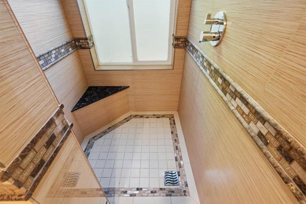 https://cdn.realtyfeed.com/cdn/127/307095159/1a59f22d735d84bfb19ada57d16c6acf.webp