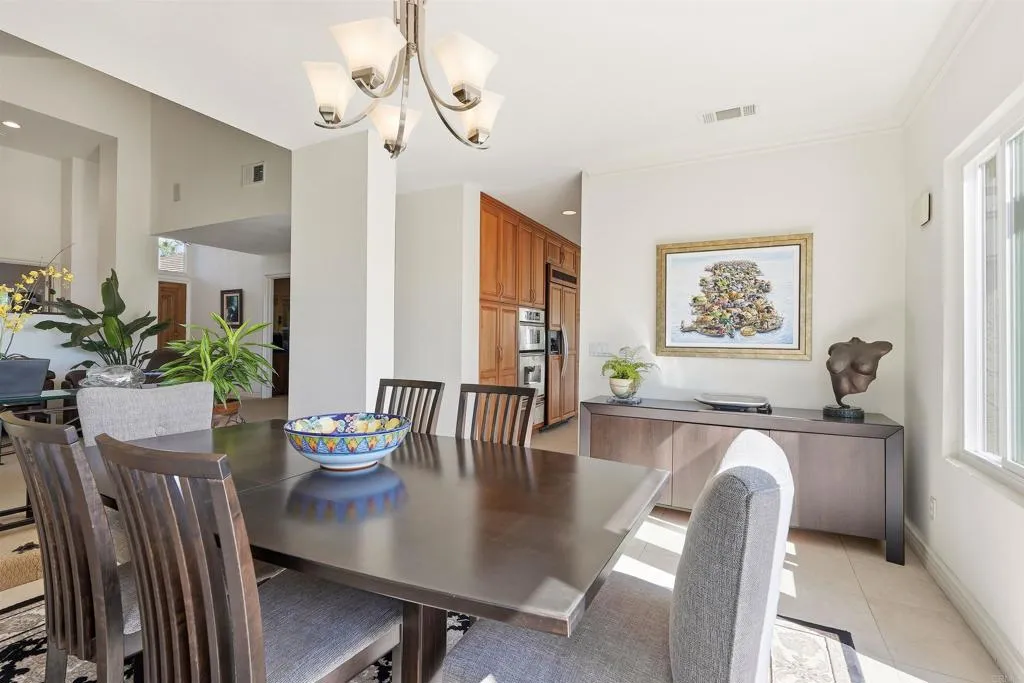 https://cdn.realtyfeed.com/cdn/127/307095159/1c0a9c202e8c5ecd2b8f0dcd5bc6ea8b.webp