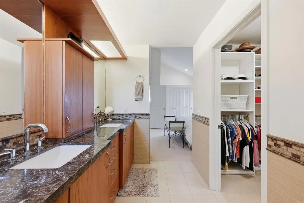 https://cdn.realtyfeed.com/cdn/127/307095159/4d798bca03158cbf16dc8c1973889a74.webp