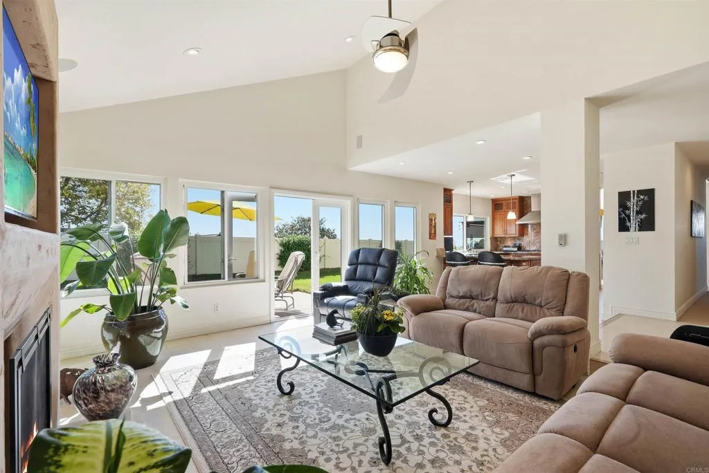 https://cdn.realtyfeed.com/cdn/127/307095159/86be7778d4cb5ff058b678b19ffe7ab4.webp