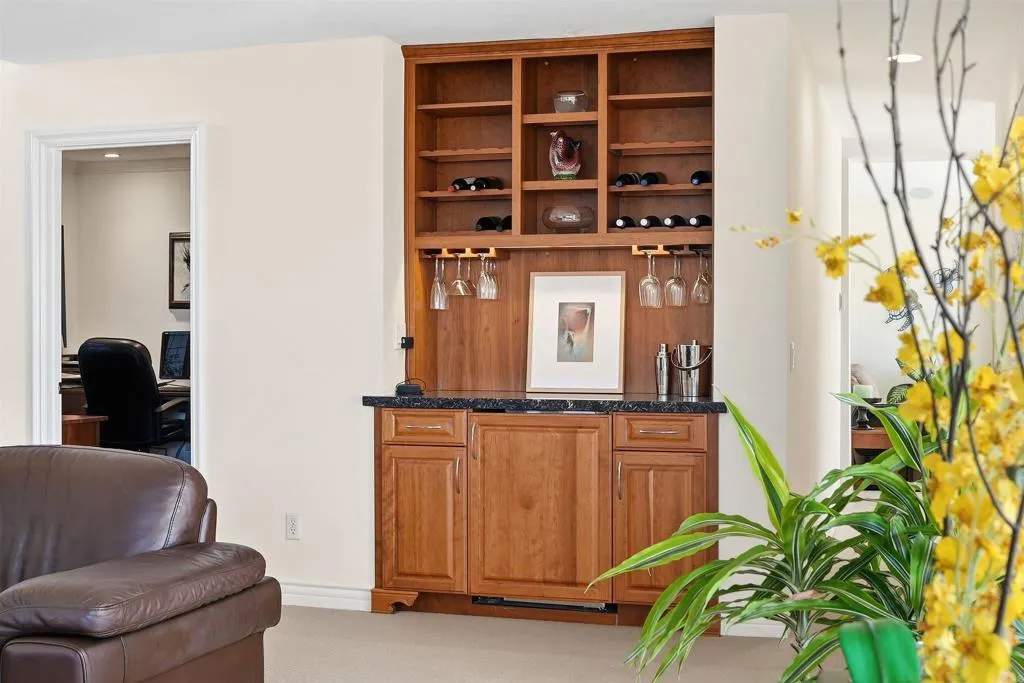https://cdn.realtyfeed.com/cdn/127/307095159/e2f121cf6f38aff215241b10aeedcc94.webp