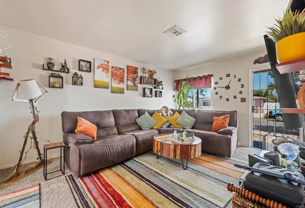 https://cdn.realtyfeed.com/cdn/127/307095202/4fbc03a57e955d49d5988eeb30926c46.webp