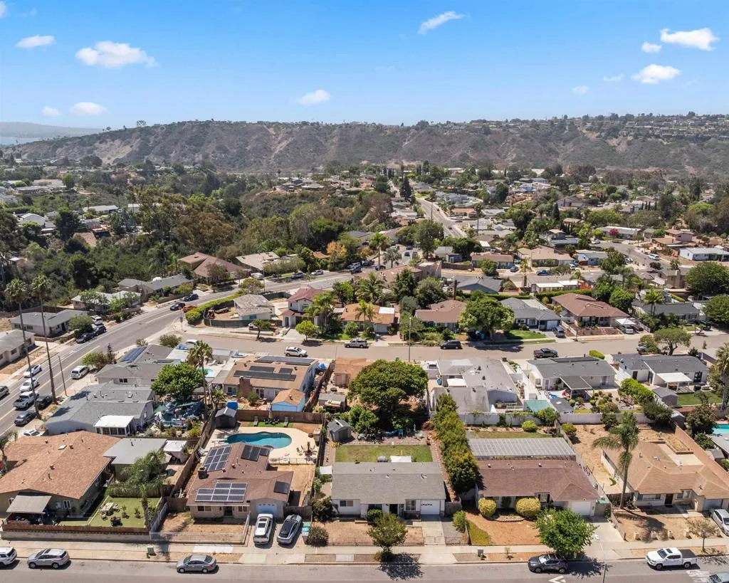 https://cdn.realtyfeed.com/cdn/127/307095202/8708278883783e84409b5846ba670e92.webp