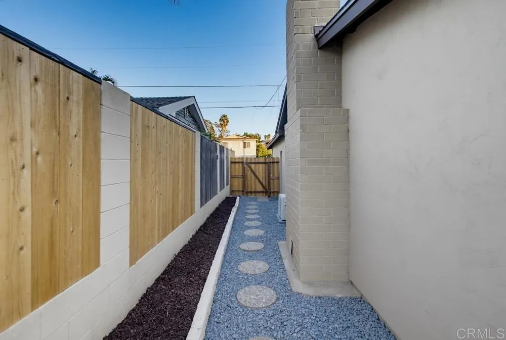https://cdn.realtyfeed.com/cdn/127/307095208/286f420ac67b6abba1c56c0fa4109201.webp