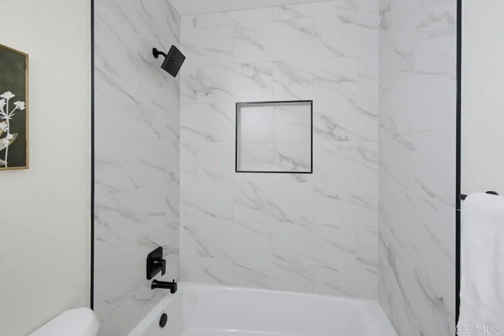 https://cdn.realtyfeed.com/cdn/127/307095208/c8ad3af4b5be6517cb05de7ba7d283d5.webp
