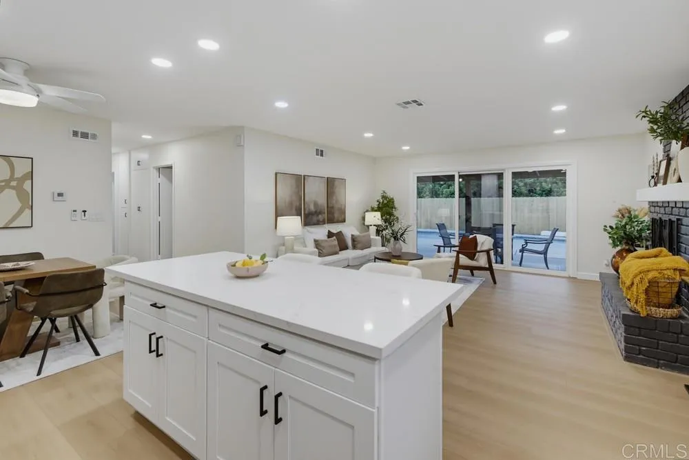 https://cdn.realtyfeed.com/cdn/127/307095208/d4049c0b0256b541144a226e4a83200b.webp