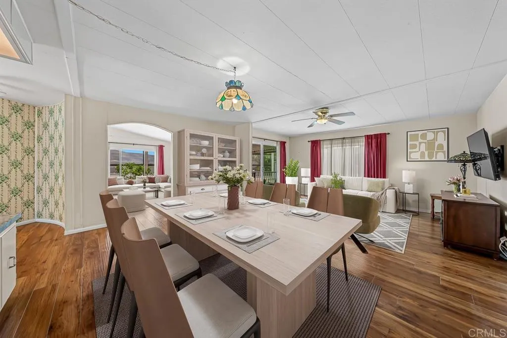 https://cdn.realtyfeed.com/cdn/127/307095215/23b86f91ccd912ce30a1270d9ba8ed80.webp