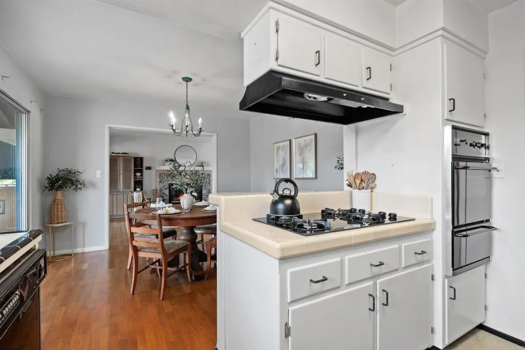 https://cdn.realtyfeed.com/cdn/127/307095333/26fc63e644e56e67bde001345612072b.webp