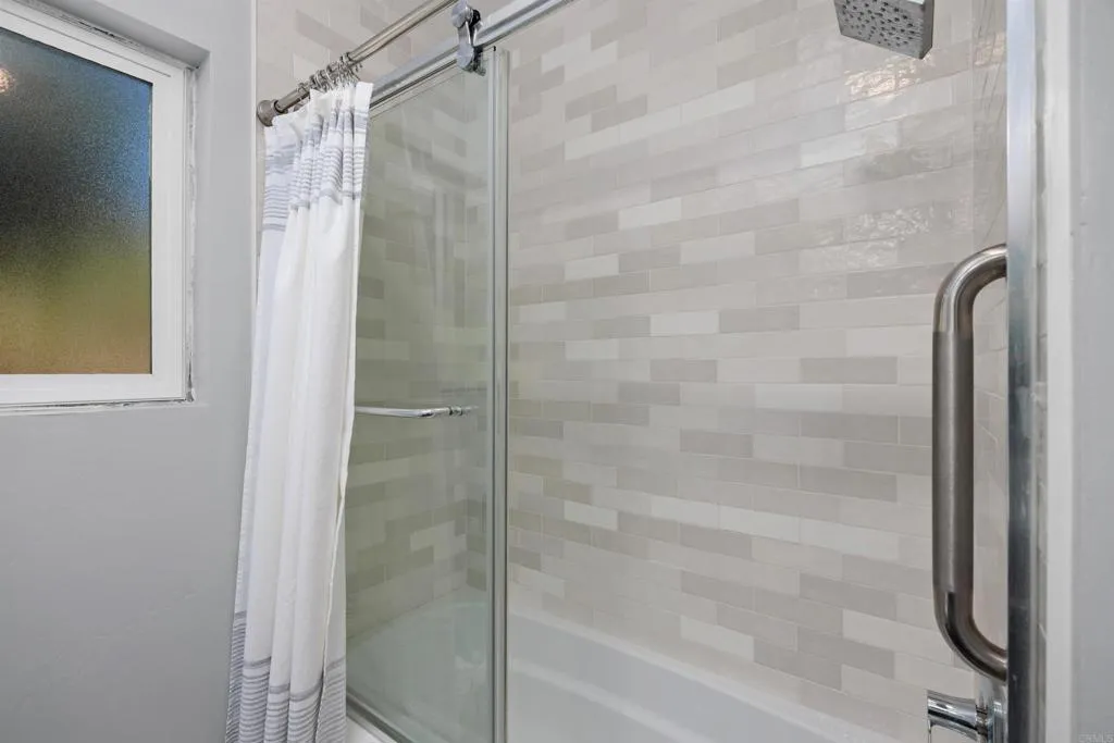 https://cdn.realtyfeed.com/cdn/127/307095333/505556b4a71a1658e1a175d2228ab920.webp