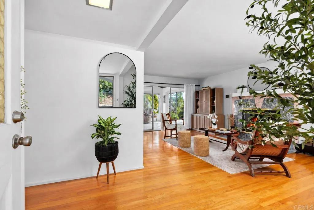 https://cdn.realtyfeed.com/cdn/127/307095333/8507015fe9002b86c50491121e4903a2.webp