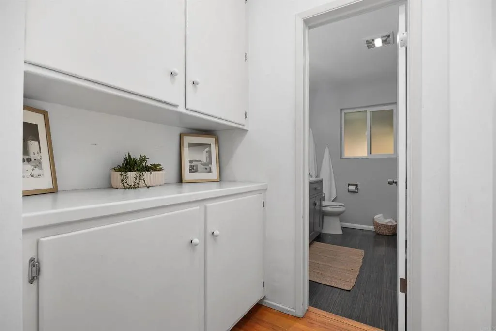 https://cdn.realtyfeed.com/cdn/127/307095333/b42bf182acfc2e7e83288e6b7243fdf8.webp
