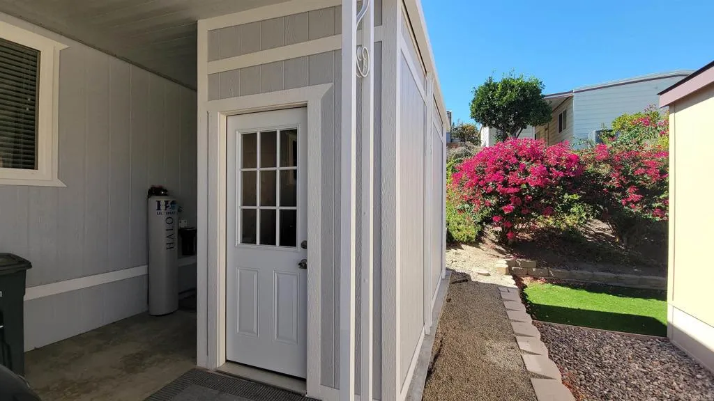 https://cdn.realtyfeed.com/cdn/127/307095367/19de841adf952715e34504a8edf52eed.webp