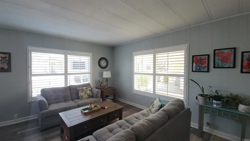 https://cdn.realtyfeed.com/cdn/127/307095367/5b52600bde221200d2ebd0682e536977.webp
