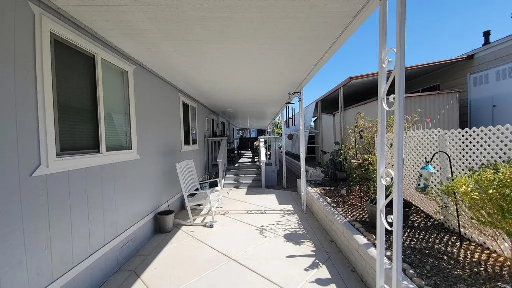 https://cdn.realtyfeed.com/cdn/127/307095367/69e4188298d10f83990b32cb53b44ab8.webp
